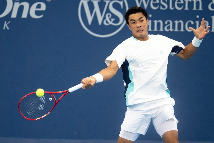 Brandon Nakashima knocks off Taylor Fritz in Cincinnati quarterfinal