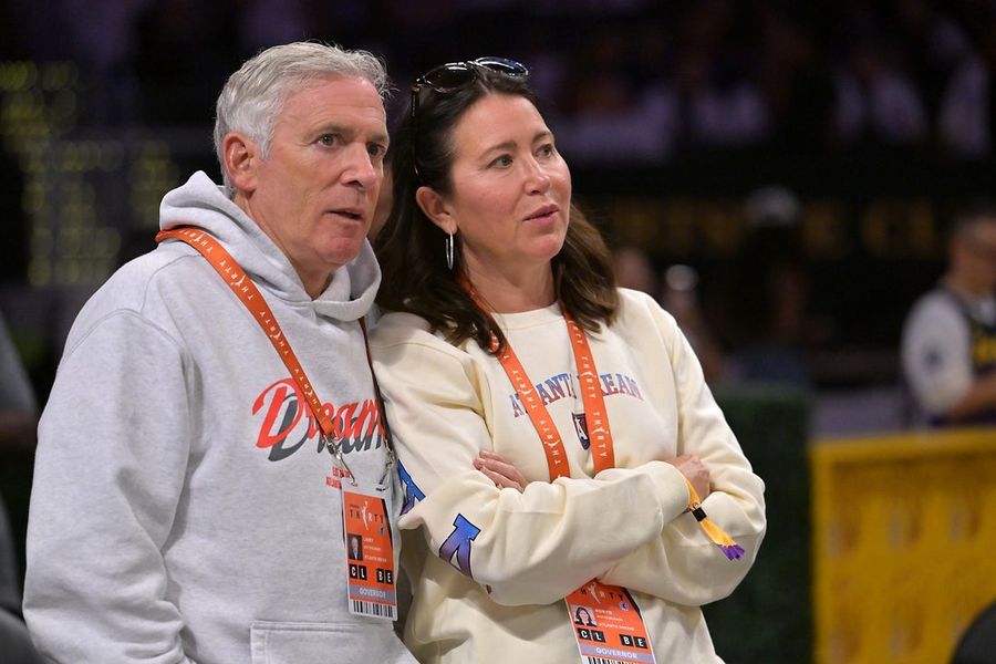 Dream blame WNBA's lack of 'urgency' for midday Finals game