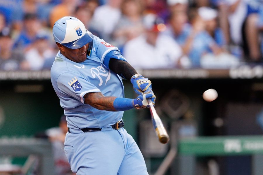 Michael Wacha neutraliza os Tigers e os Royals conquistam a sétima vitória consecutiva.