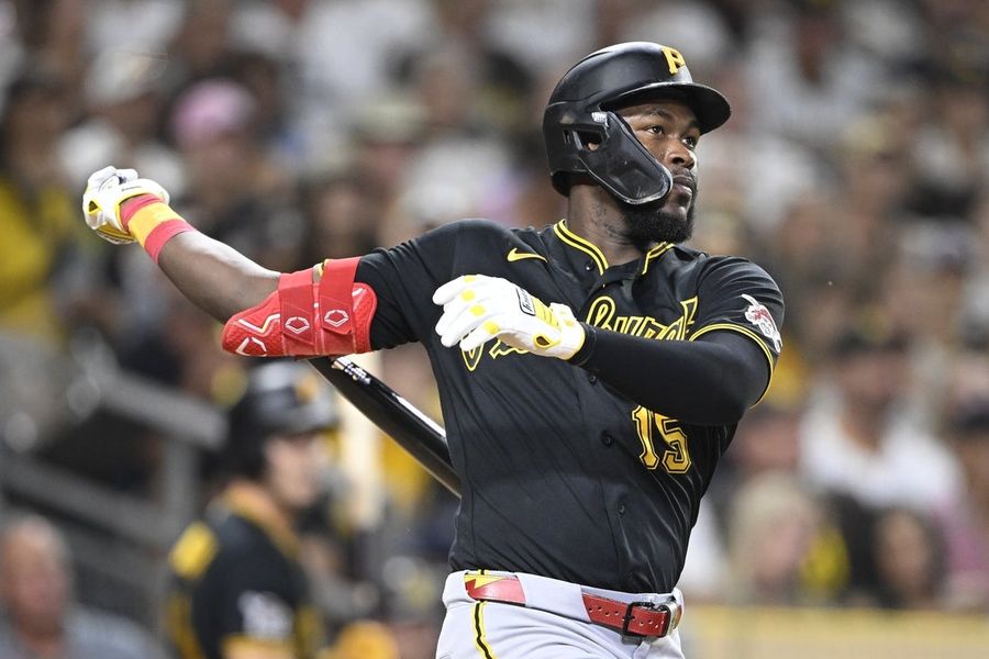 Pirates, with resurgent bullpen, strive for sweep of Padres  