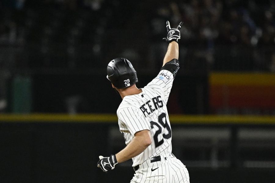 Tristan Peters' HR streak powers White Sox into series at Twins