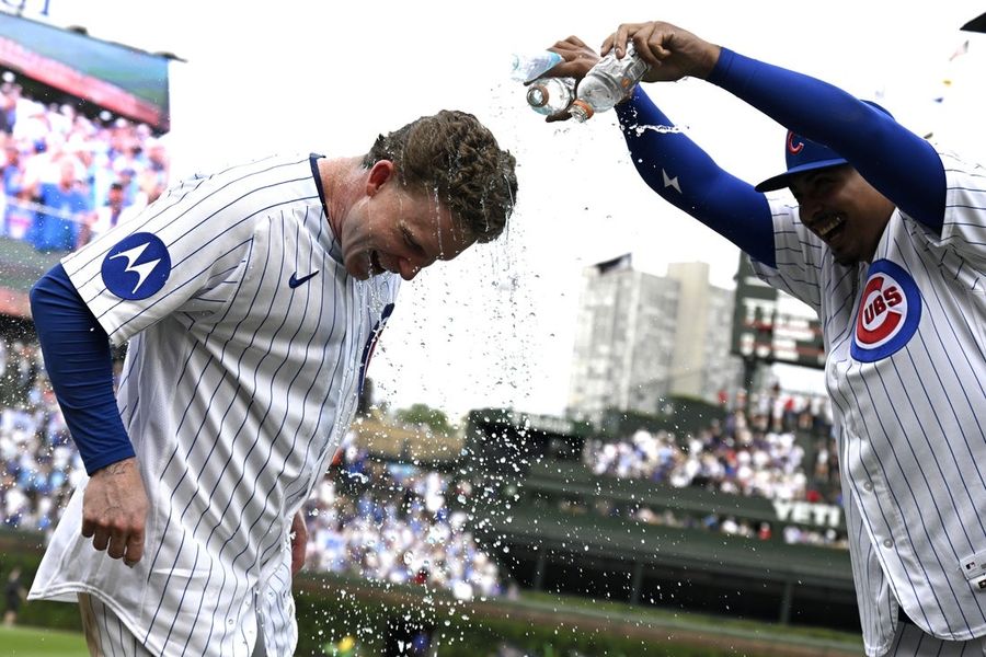 Cubs' Pete Crow-Armstrong blasts 3 homers, drives in 6 to thrash Reds