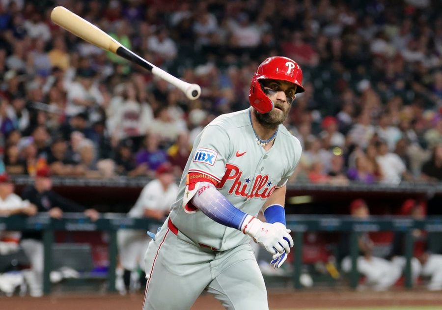 Os Phillies venceram os Diamondbacks por uma pequena margem e permanecem empatados na liderança da disputa por uma vaga no Wild Card da Liga Nacional.