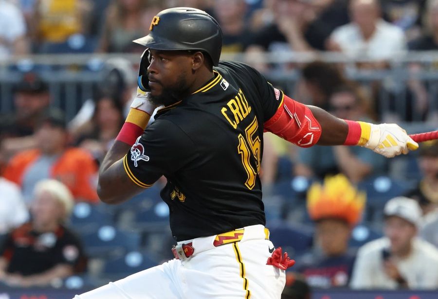 Os Pirates superaram os Giants após desperdiçarem uma vantagem de seis corridas.