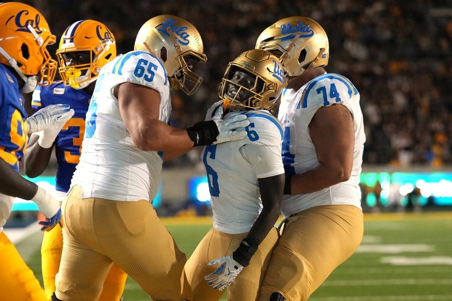UCLA vence a Cal, pero el mariscal de campo Nico Iamaleava tiene problemas en la pierna.