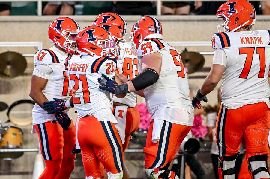 Freshman Michael Clayton II, Illinois defeat Oregon