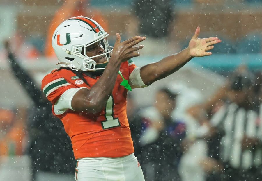 Miami keeps rolling as Malachi Toney sets program record vs. Pitt