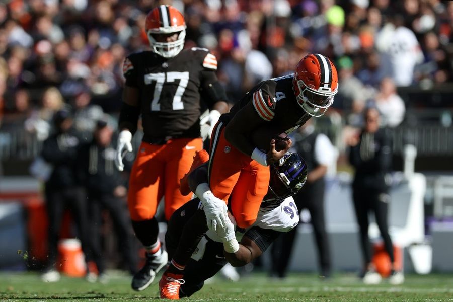 Browns carry momentum from comeback win into Titans clash