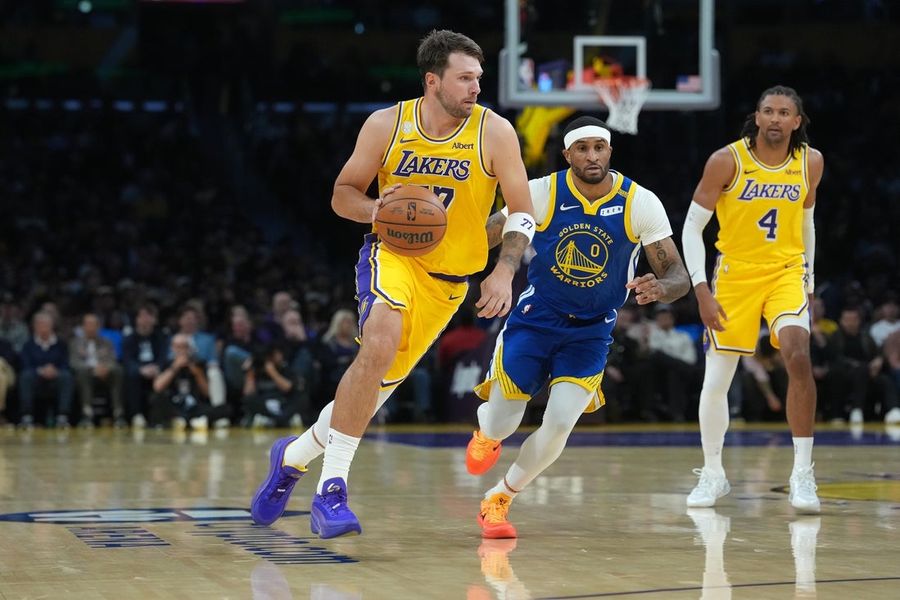 Luka Doncic, Lakers open with dominant win vs. Stephen Curry, Warriors