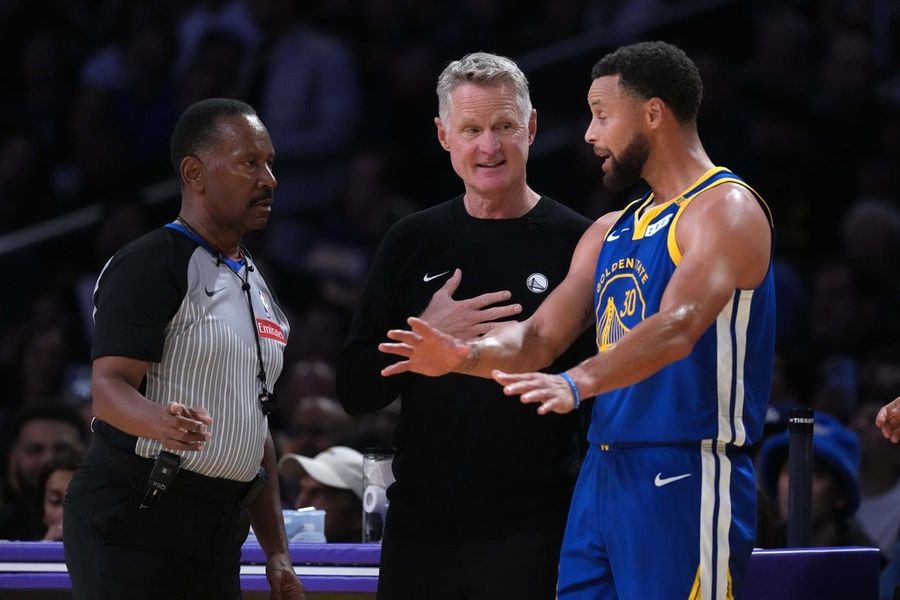 Warriors try to regroup against revamped Grizzlies