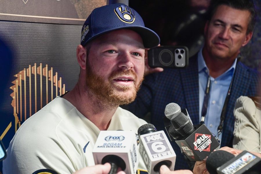 Brandon Woodruff recovery leaves Brewers with tough call before Game 1