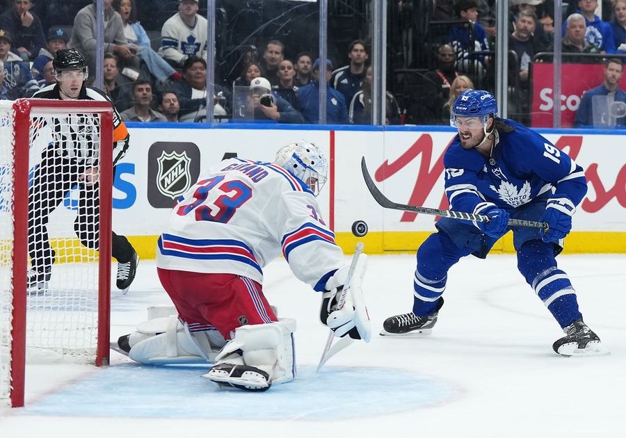Leafs pull out victory over Rangers on Troy Stecher's last-minute goal