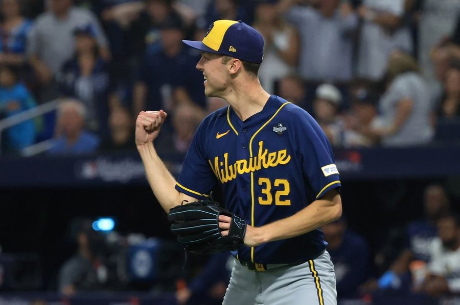 Cooper Pratt, Jacob Misiorowski steer Brewers to first Series title
