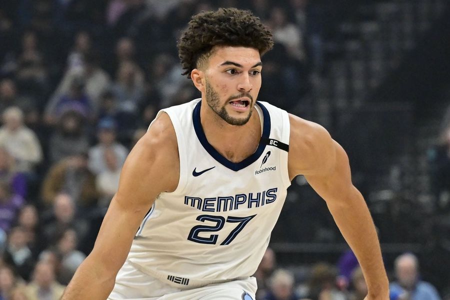 Unbeaten Grizzlies host winless Kings in rookie showcase