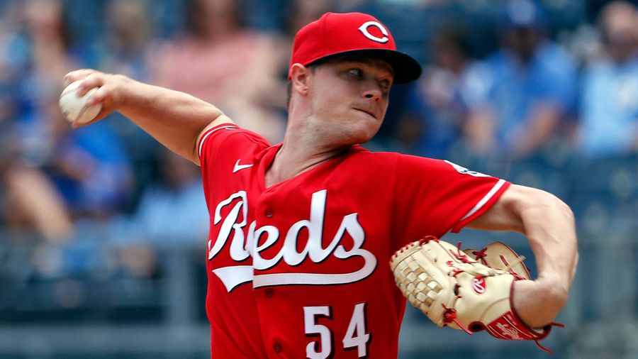 Cincy’s Sonny Gray confirmed as very superstitious with wardrobe change