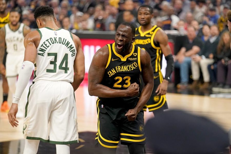 Warriors shake off blowout loss, swat aside Bucks