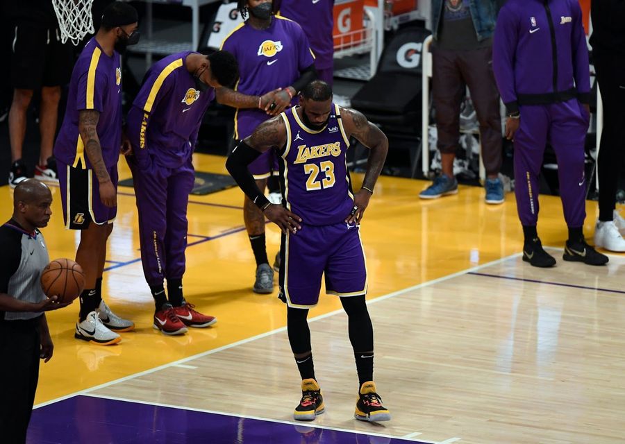 A Lakers/Nets Finals would do wonders for the NBA, too bad injuries keep getting in the way