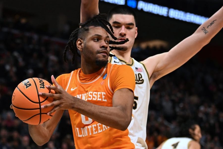 Former Tennessee F Jonas Aidoo commits to Arkansas
