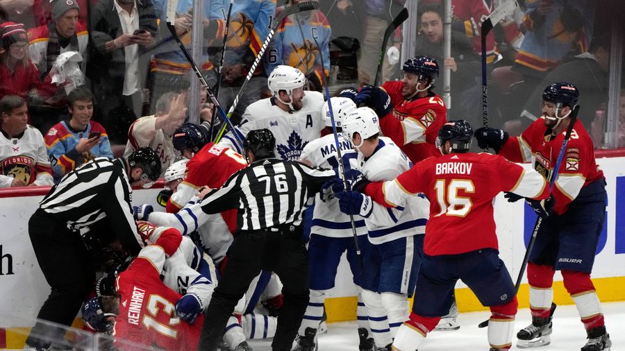 The Toronto Maple Leafs disappoint their fans by winning