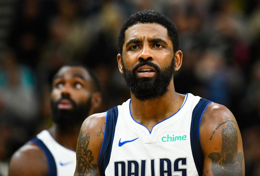Kyrie says he's not reason rabbi's 'I'm Jewish and proud' sign removed [Updated]