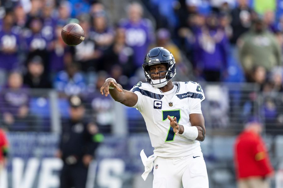 Seattle está haciendo un trabajo miserable al convencer a la gente de que pertenece a los mejores equipos de la NFC