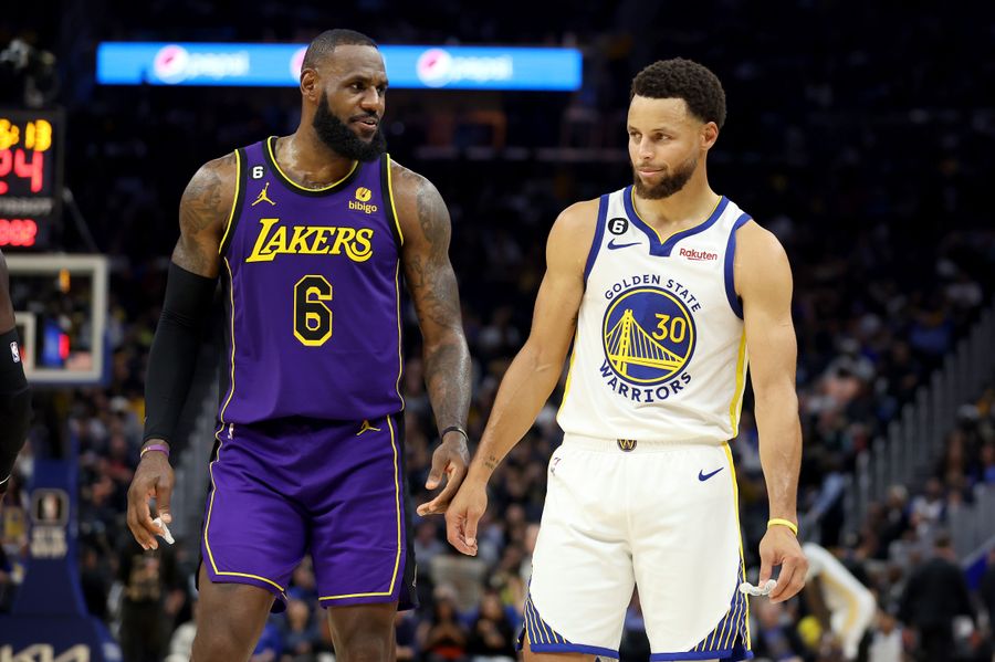 Lakers and Warriors have been getting old without getting older