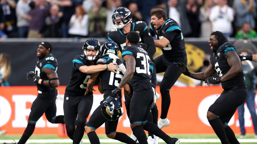Bungee jumping mascots, bad football, and a practice squad kicker ending a 20-game losing streak: Jags-Dolphins in England had it all