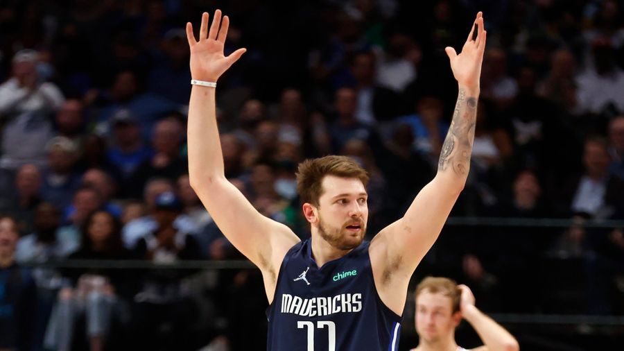 The Mavericks are a mess
