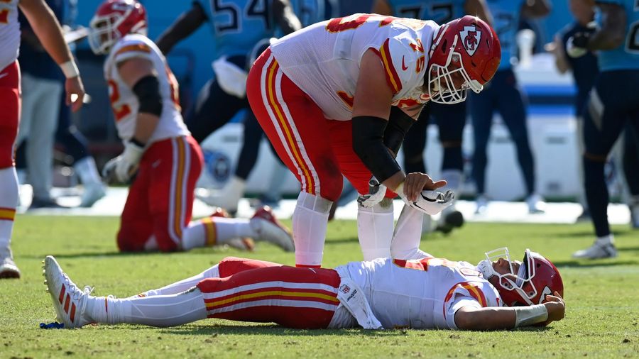 Patrick Mahomes takes a vicious hit to the head