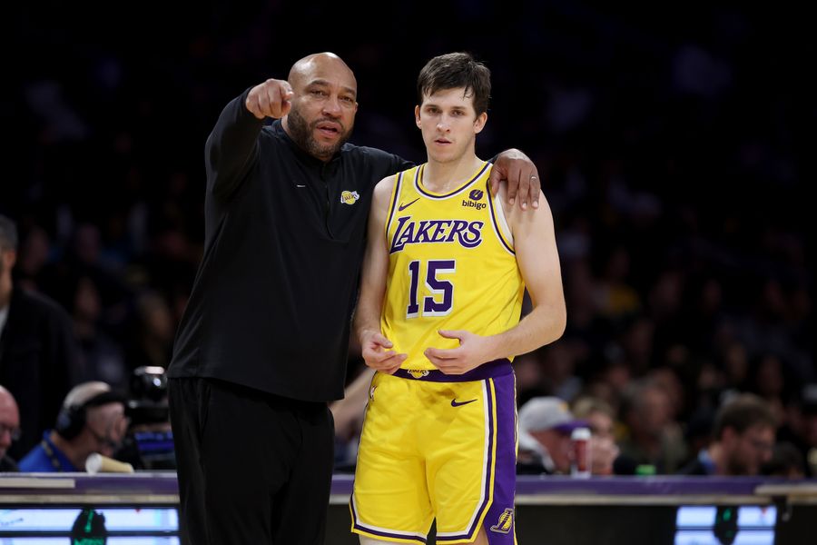 Darvin Ham could be scapegoat for Lakers' woes