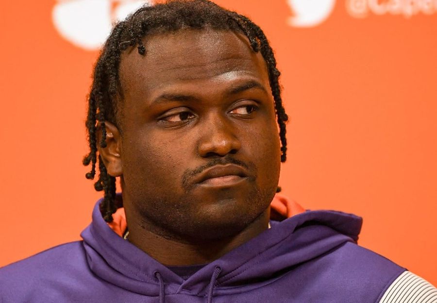 Clemson reinstates DT DeMonte Capehart after gun charge dropped