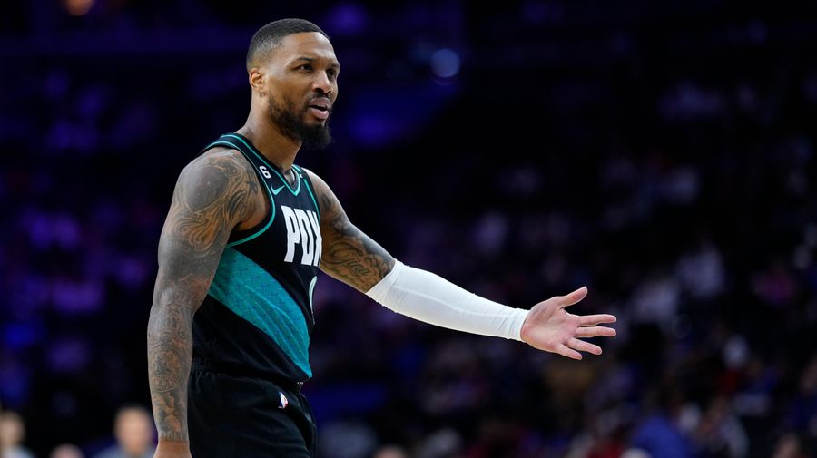 What the hell is holding back Damian Lillard?