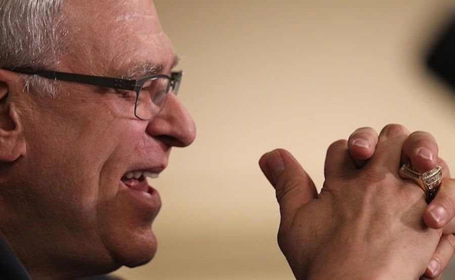 It's Official: Phil Jackson Will Try To Save The Knicks