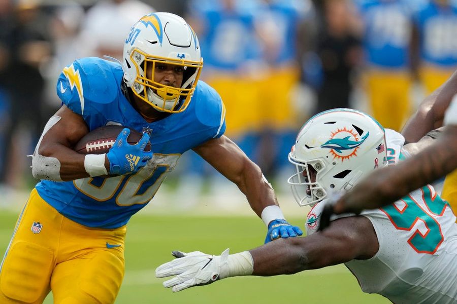 Austin Ekeler pulls no punches in criticizing Chargers teammates, coaching staff