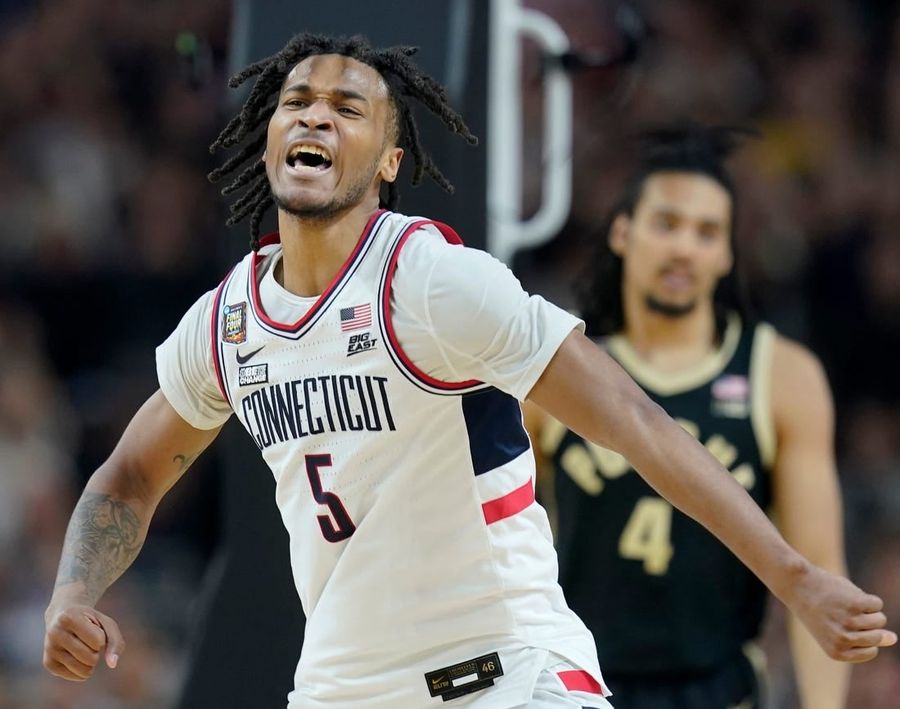 Report: UConn G Stephon Castle declares for NBA draft