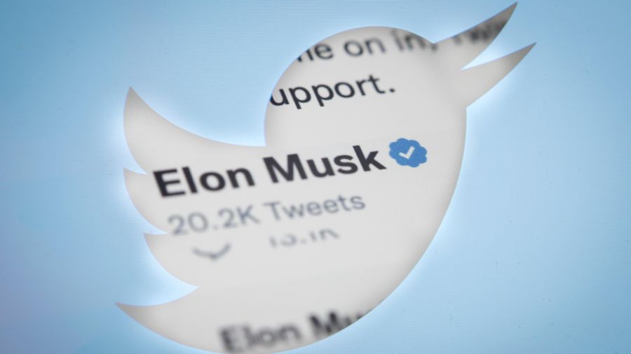 Are Twitter and sports headed for a crash?