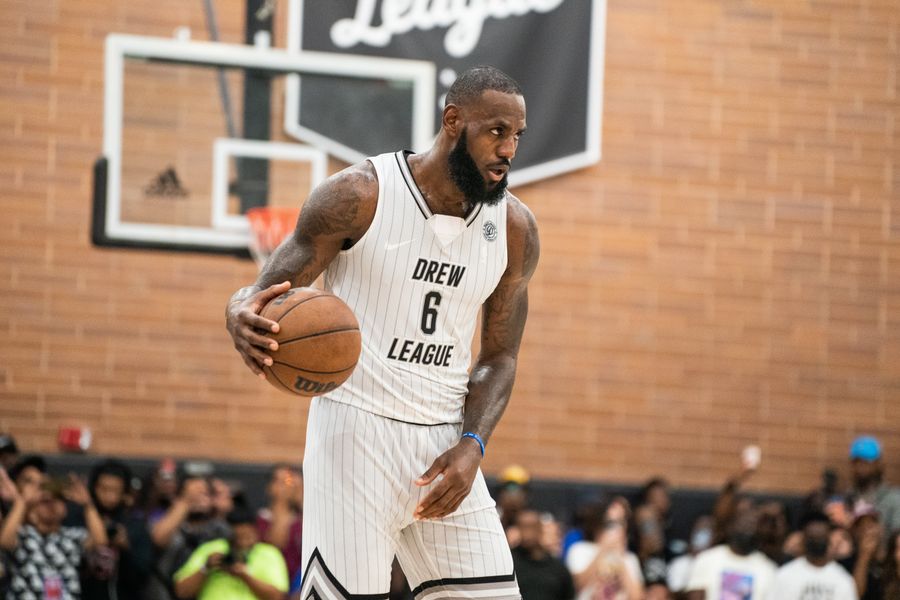 LeBron went big act-small venue and the crowd left him stranded