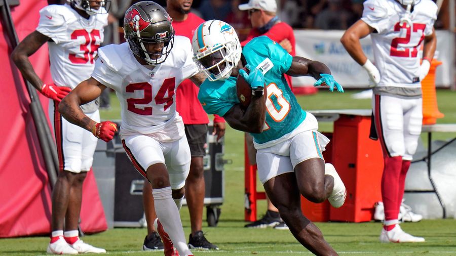 The Bucs and Dolphins are practicing with each other this week…that’s not at all awkward