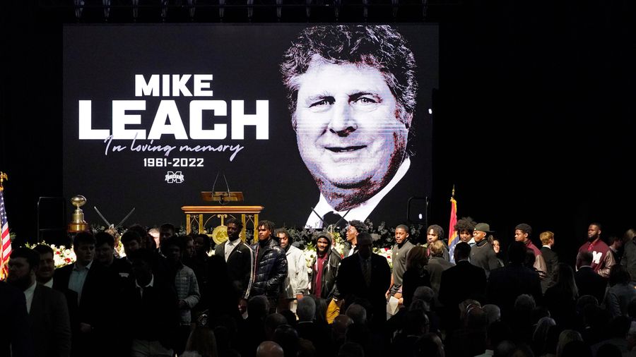 Mike Leach, renaissance man [Updated]