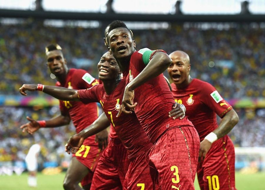 Ghanaian Reporter Boos Soccer Team, Almost Gets Beat Up