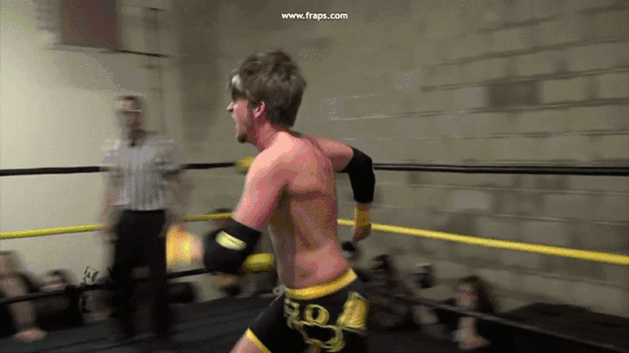 I Can&#39;t Stop Watching This Hands-Free Chokeslam