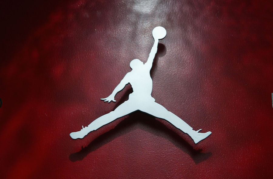Los fanáticos de Utah se quejaron hasta que retiraron una camiseta de Michael Jordan de la tienda del equipo