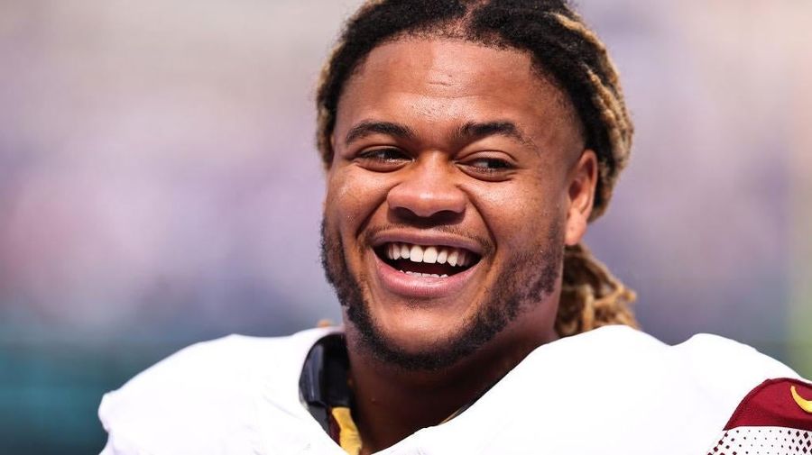 Los 49ers agregan a Chase Young al frente defensivo ya cargado