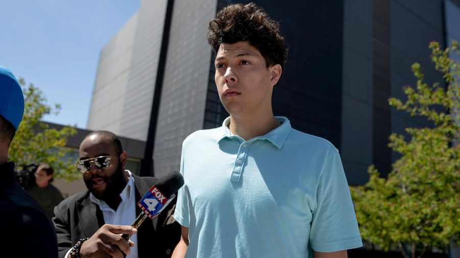 Patrick Mahomes has a Jackson Mahomes problem