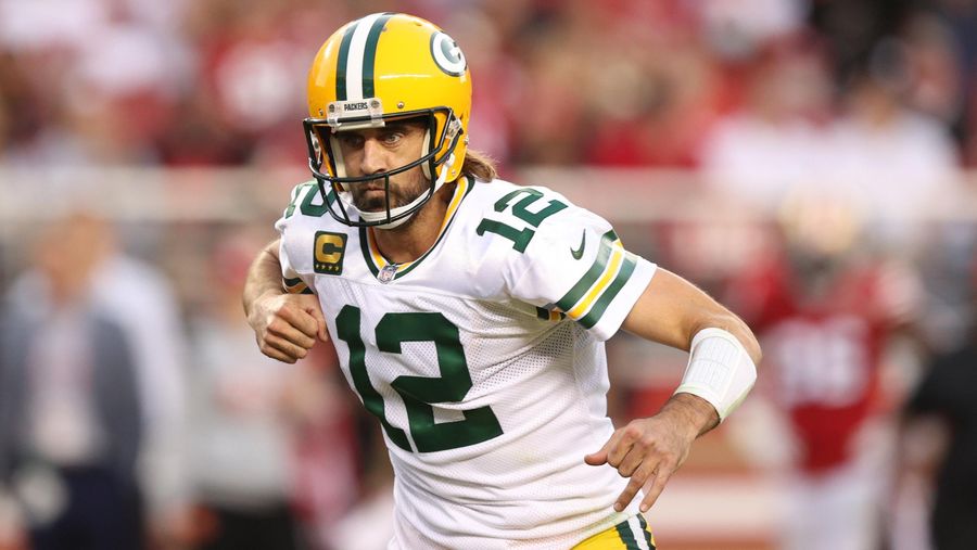 Aaron Rodgers rescues an entire football team, Chiefs learn that giving the other team the ball is a bad idea, and Steelers Raisin Bran offense produces no flavor