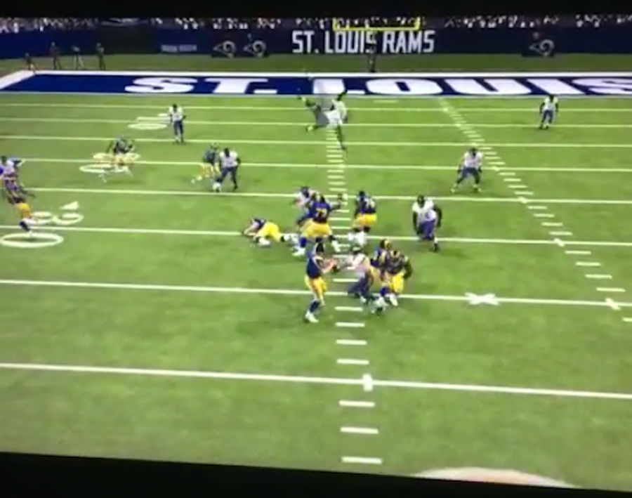 <em>Madden 15</em> Added A Fun Player-Flinging Glitch