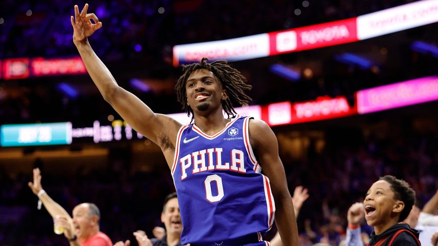 Unlikely heroes lead way to start NBA playoffs