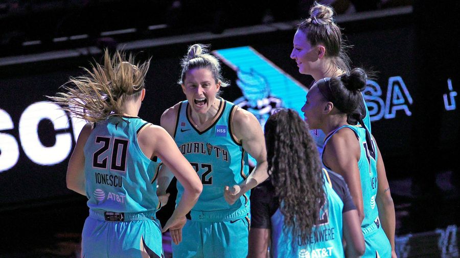 What in the hell is the WNBA doing?