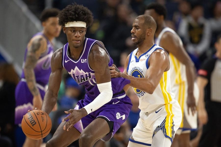 Klay Thompson makes six 3s as Warriors defeat Jazz