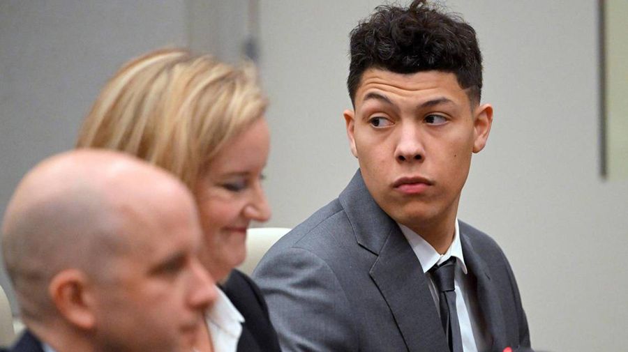 Jackson Mahomes pleads no contest, gets 6 months probation [Update]